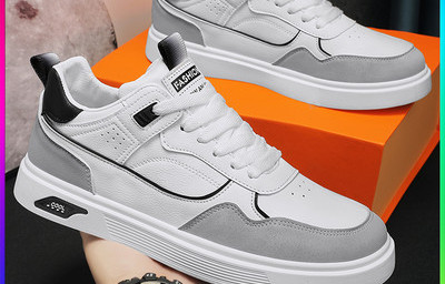 Vīriešu kedas ar - uzrakstu un šņorēm