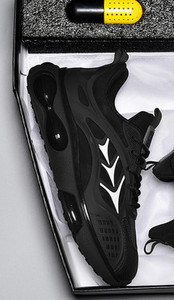 Vīriešu melnas sporta kedas