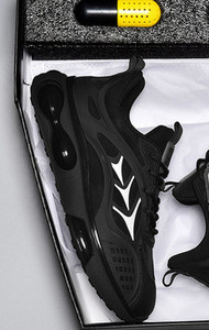 Vīriešu melnas sporta kedas