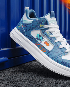 Férfi tornacipő rátéttel