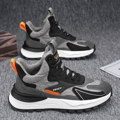 Vīriešu kedu retro modelis ar augstu zoli un šņorēm