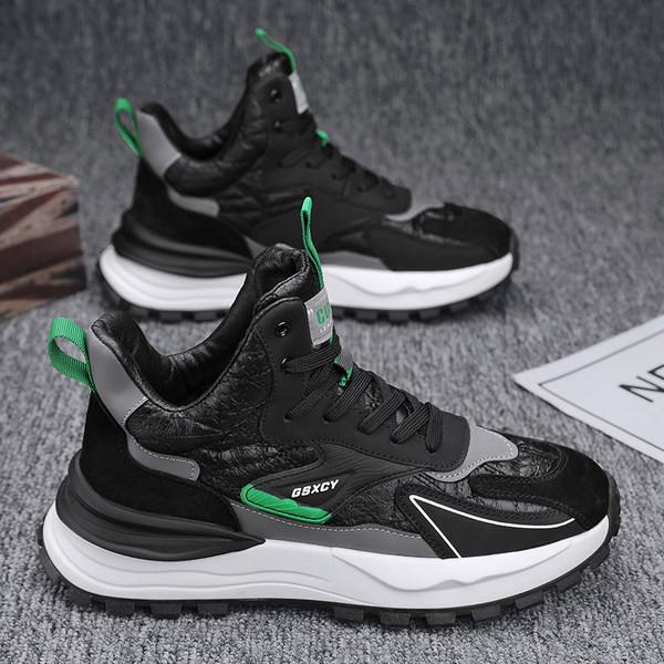 Vīriešu kedu retro modelis ar augstu zoli un šņorēm