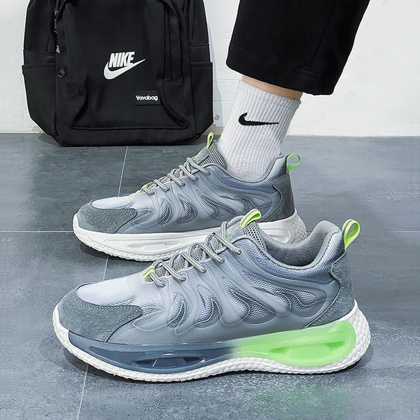 Sportiskas vīriešu kedas ar augstu zoli, ziemas modelis