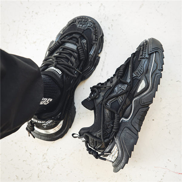 Modes vīriešu kedas ar raupju zoli