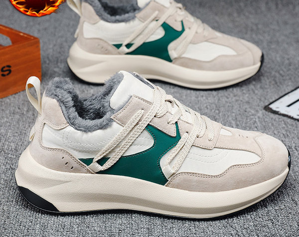 Ikdienas vīriešu kedas ar dūnu oderi un raupju zoli