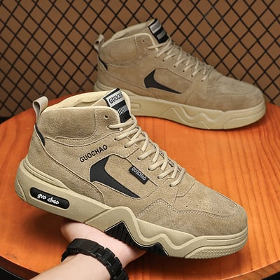 Lapos talpú férfi tornacipő új modellje - két modell