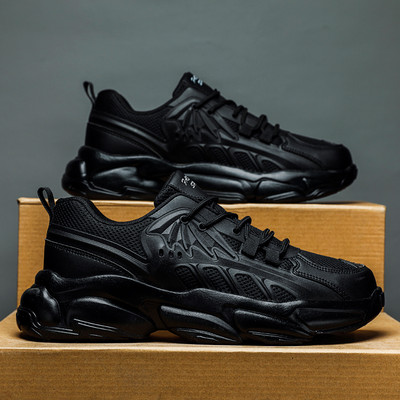 Jauna modeļa vīriešu čības ar rupju zoli