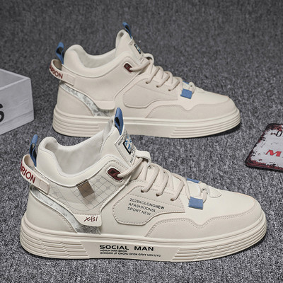 Ανδρικά sneakers ψηλά από οικολογικό δέρμα με κορδόνια και επιγραφή δύο μοντέλα