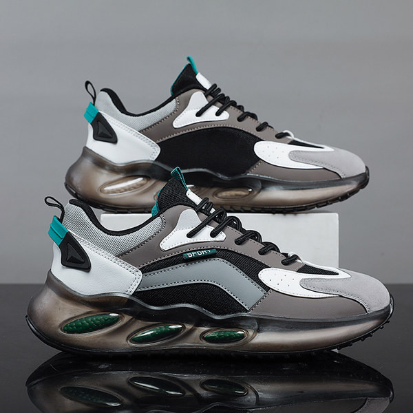 Sportiskas vīriešu kedas ar raupju zoli