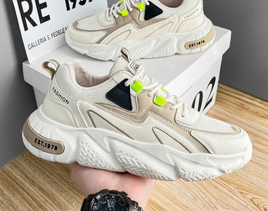 Vīriešu kedas ar uzrakstu dažādās krāsās