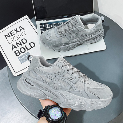 Vīriešu kedas ar uzrakstu dažādās krāsās