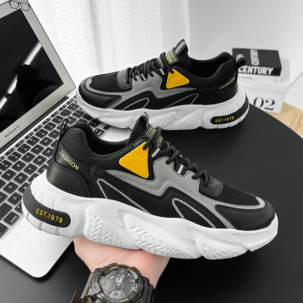 Vīriešu kedas ar uzrakstu dažādās krāsās