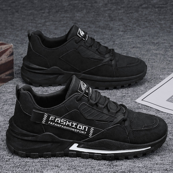 Ikdienas vīriešu kedas ar uzrakstu - divi modeļi