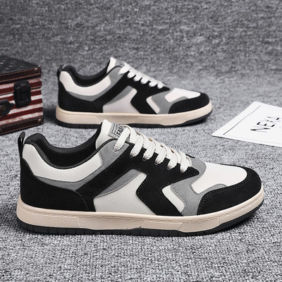 Κομψά ανδρικά sneakers με επίπεδη σόλα και κορδόνια