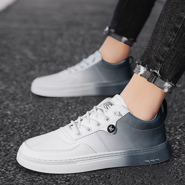 Vīriešu kedas ar plakanu zoli un ūdensnecaurlaidīgām šņorēm