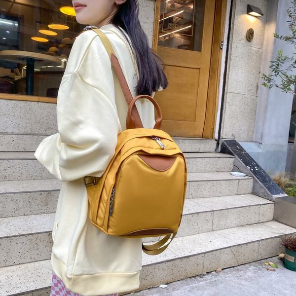 Καθαρό μοντέλο γυναικείο υφασμάτινο σακίδιο πλάτης