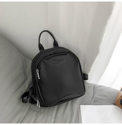 Jauna modeļa maza sieviešu mugursoma ar plānām plecu lencēm