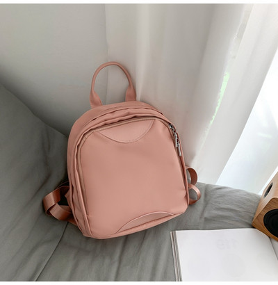 Jauna modeļa maza sieviešu mugursoma ar plānām plecu lencēm