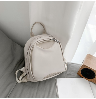 Jauna modeļa maza sieviešu mugursoma ar plānām plecu lencēm