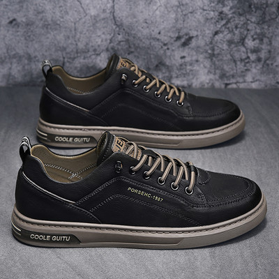 Ανδρικά casual sneakers με επίπεδη σόλα και επιγραφή δύο μοντέλα