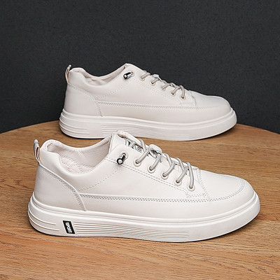 Νέο μοντέλο ανδρικών sneakers με στάμπα