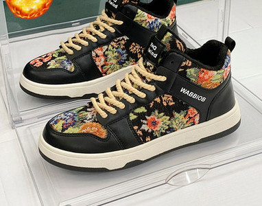 Férfi tornacipő virágmintával és béléssel