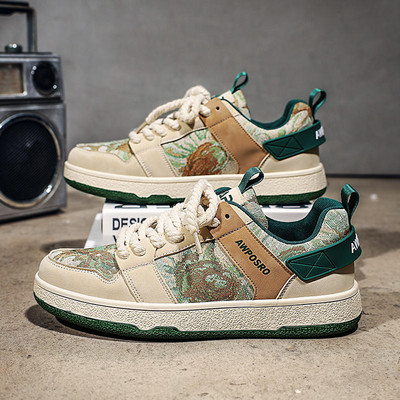 Férfi tornacipő virágmintával és béléssel