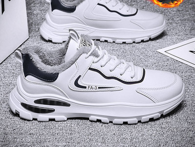 Vīriešu sporta kedas no eko ādas ar augstu zoli