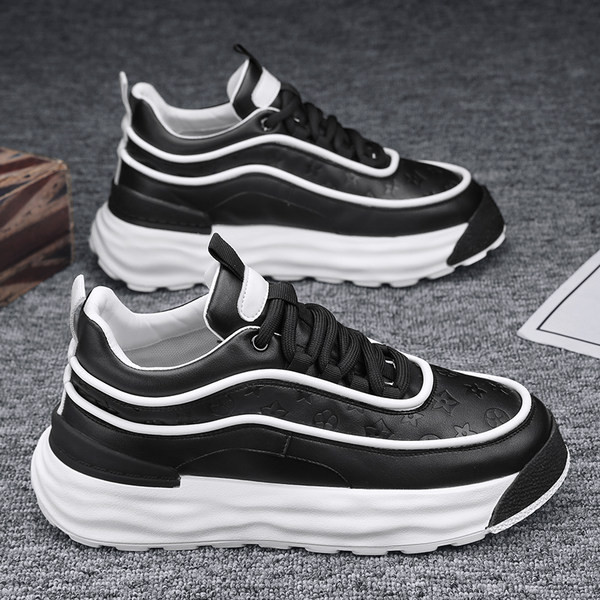 Κομψά ανδρικά sneakers με ψηλή σόλα και κορδόνια