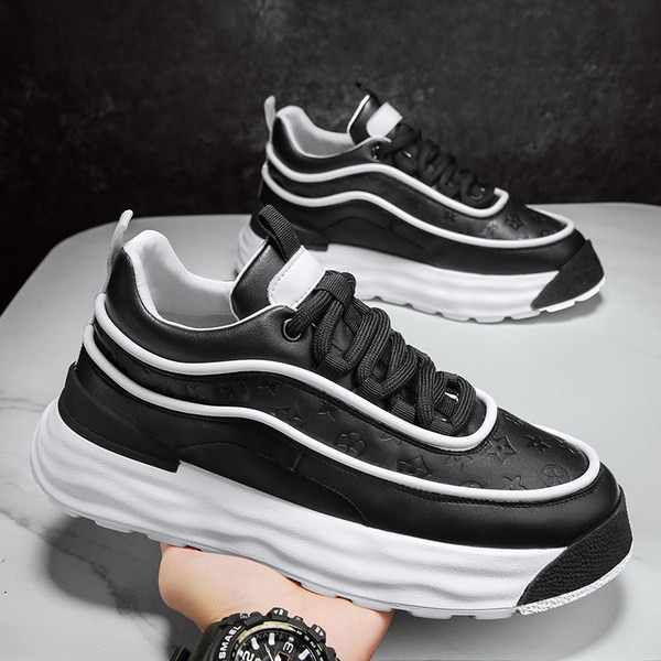 Κομψά ανδρικά sneakers με ψηλή σόλα και κορδόνια