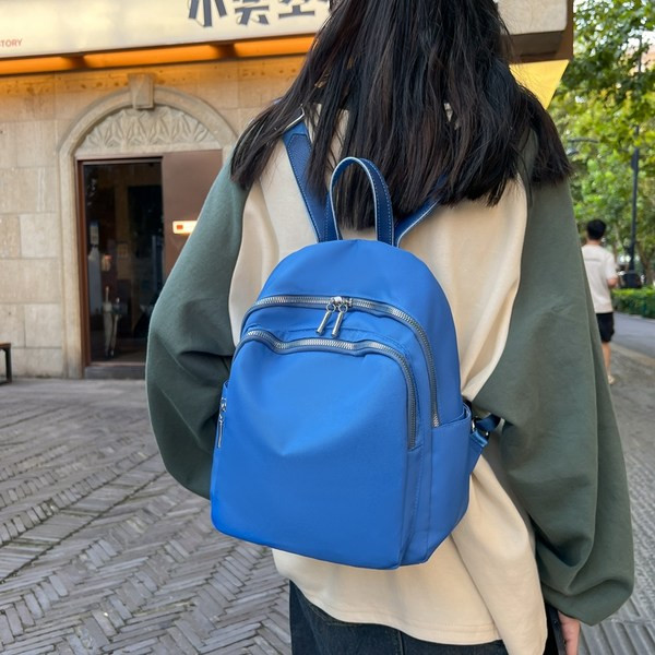 Jauna modeļa sieviešu mugursoma ar diviem nodalījumiem