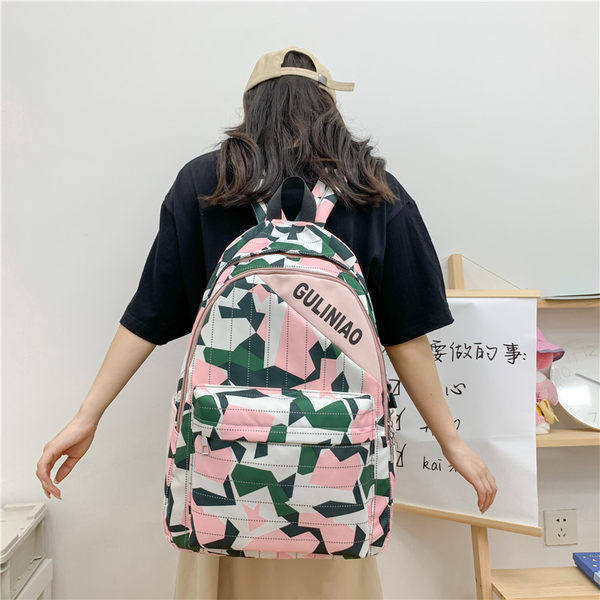 Πολύχρωμο γυναικείο σακίδιο πλάτης με τσέπη