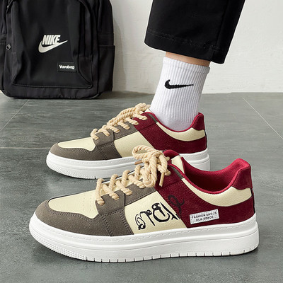 Vīriešu sporta kedas ar plakanu zoli - divi modeļi