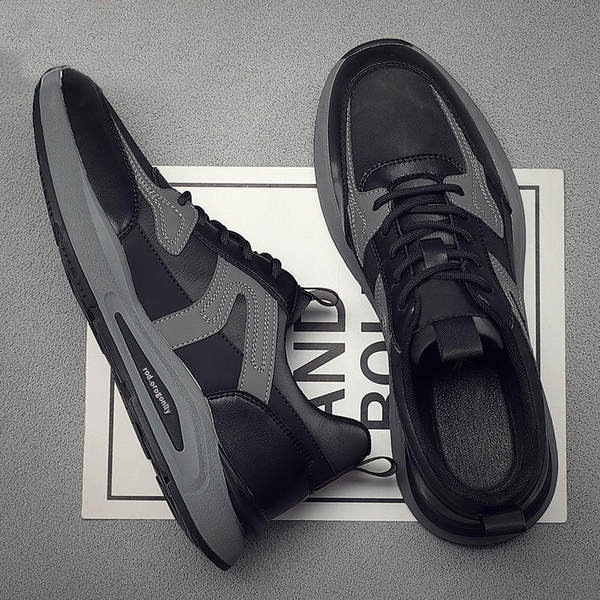 Vīriešu kedas noapaļots modelis ar šņorēm un uzrakstu