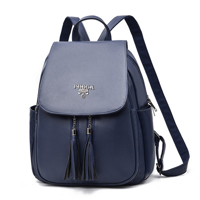 Casual γυναικείο δερμάτινο σακίδιο πλάτης με μεταλλική διακόσμηση