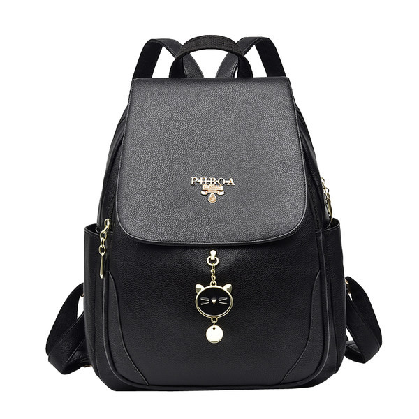 Ženski ruksak sa metalnim privjeskom u tri boje