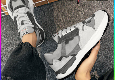 Casual sneakers σε διάφορα χρώματα