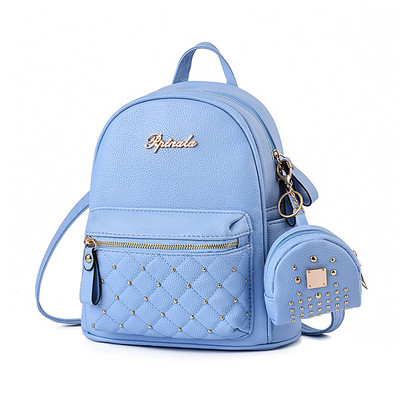 Moderan ženski ruksak na metalne karove