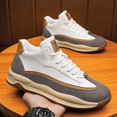 Jauna modeļa vīriešu kedas ar logo