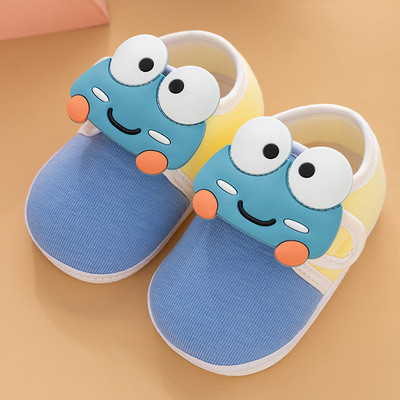 Βρεφικά παπούτσια με τρισδιάστατο στοιχείο