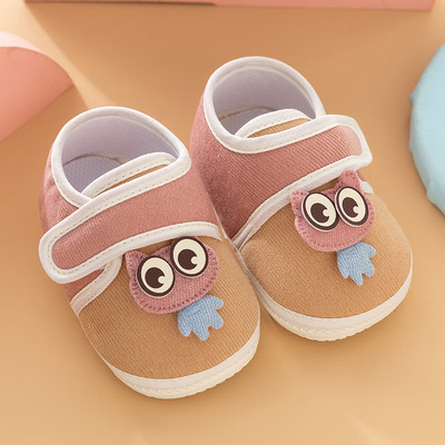 Βρεφικά παπούτσια με τρισδιάστατο στοιχείο