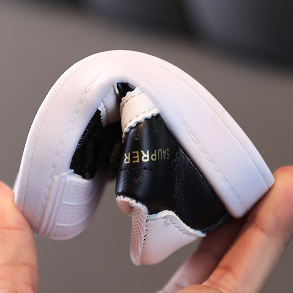 Alkalmi gyerek tornacipő tépőzáras foltokkal