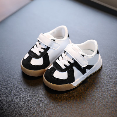 Αθλητικά παιδικά παπούτσια με velcro κούμπωμα