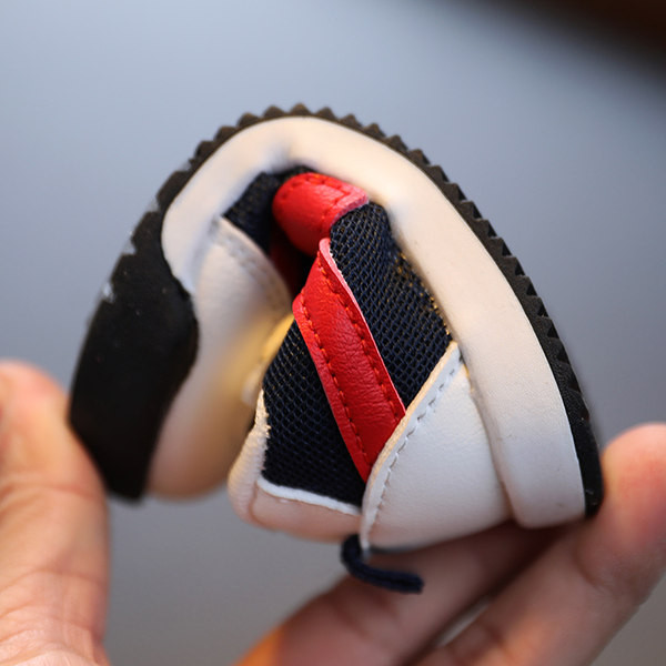 Neslīdošas bērnu kedas ar velcro aizdari