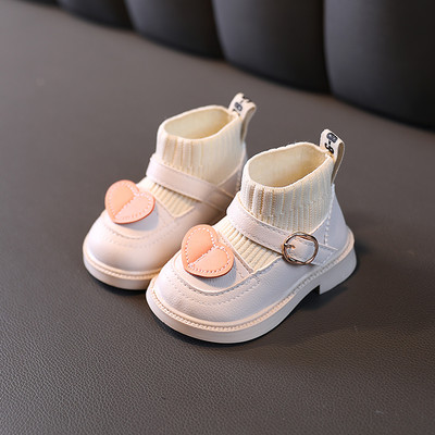 Μοντέρνα παιδικά δερμάτινα παπούτσια για κορίτσια