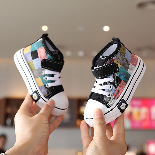 Ikdienas bērnu apavi ar šņorēm