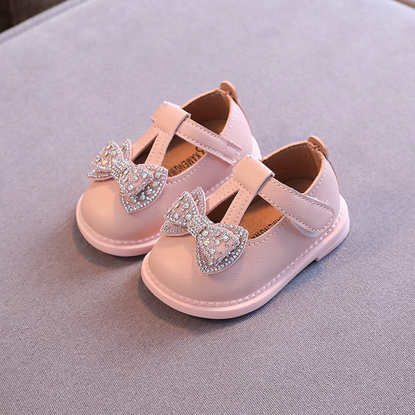 Βρεφικά παπούτσια από οικολογικό δέρμα με κορδέλα και πέτρες