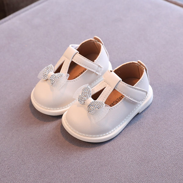 Βρεφικά παπούτσια με κορδέλα και κούμπωμα velcro