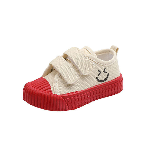 Babacipő tépőzáras foltokkal