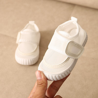 Βρεφικά αντιολισθητικά παπούτσια με velcro κούμπωμα